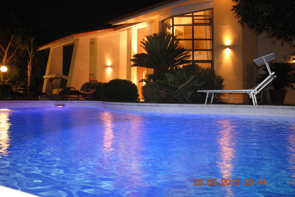 Relais Villa Stella Taranto Exteriör bild