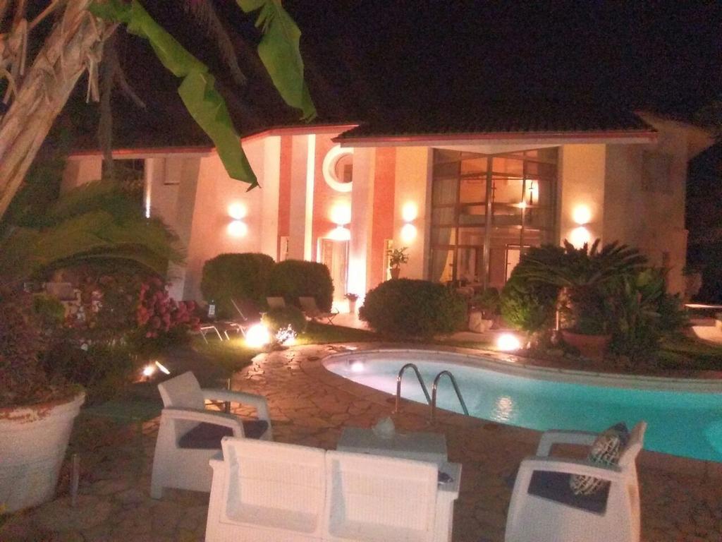 Relais Villa Stella Taranto Exteriör bild